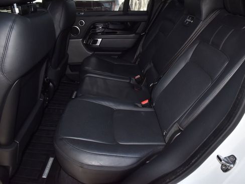 Used 2019 Land Rover Range Rover Supercharged image 14