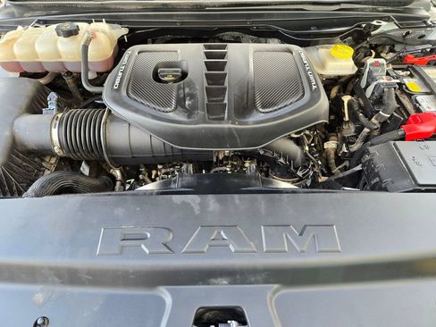 Used 2025 RAM 1500 Tungsten w/ Off Road Group AWD/4WD image 40