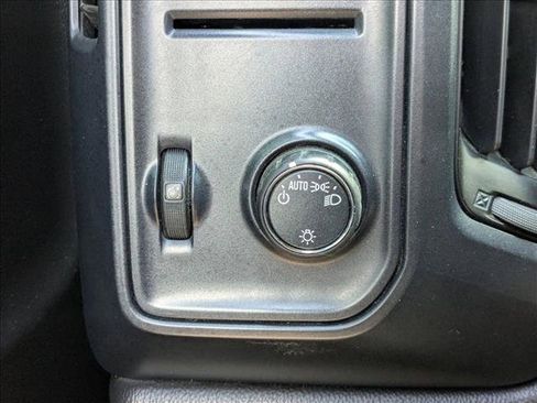 Used 2016 Chevrolet Silverado 1500 W/T RWD image 11