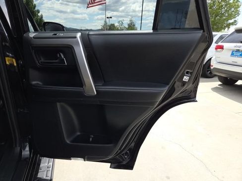 Used 2019 Toyota 4Runner SR5 AWD/4WD image 22