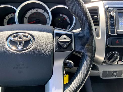Used 2015 Toyota Tacoma PreRunner RWD image 25