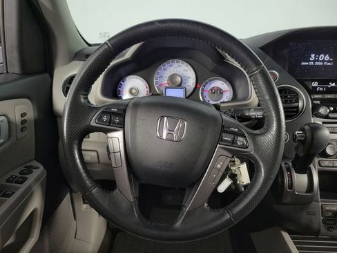 Used 2015 Honda Pilot Touring image 19