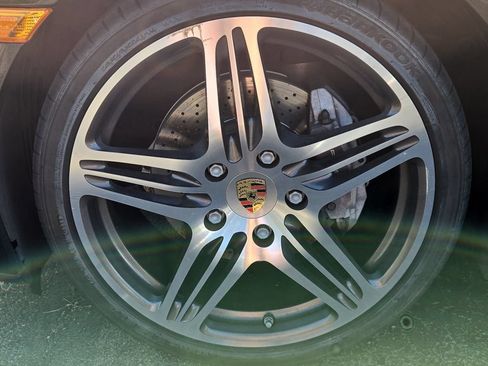 Used 2007 Porsche 911 Targa 4 AWD/4WD image 5