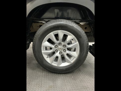 Used 2024 Chevrolet Silverado 1500 Custom image 40