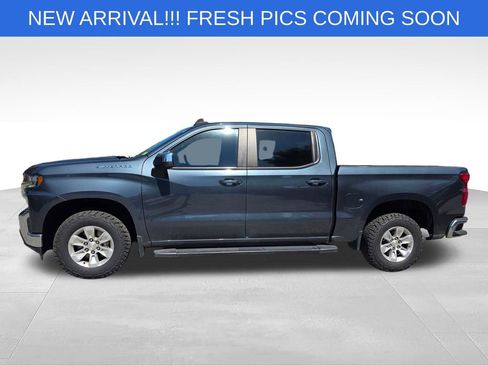Used 2021 Chevrolet Silverado 1500 LT RWD image 3