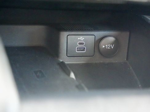 Used 2024 Ford Escape Platinum w/ Premium Technology Package image 24