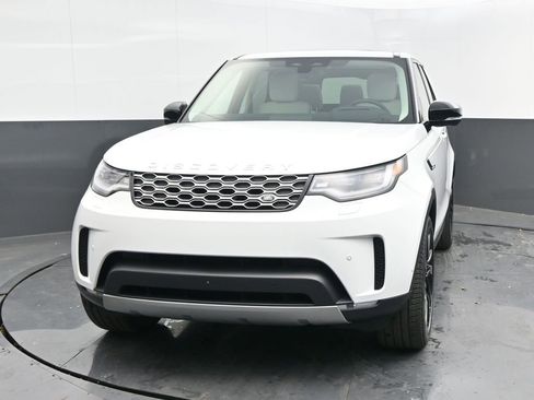New 2025 Land Rover Discovery S AWD/4WD image 10