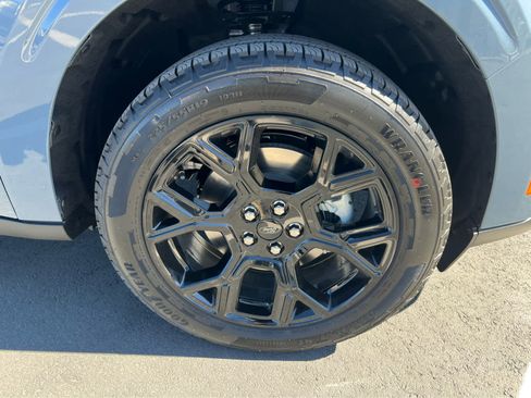 New 2026 Ford Maverick Lariat w/ Black Appearance Package AWD/4WD image 16