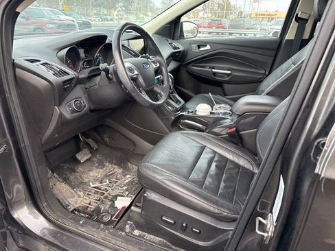 Used 2015 Ford Escape Titanium image 4