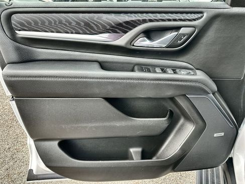 Used 2023 GMC Yukon XL Denali w/ Denali Reserve Package image 23