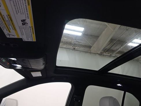 Used 2024 Cadillac XT4 Sport image 6