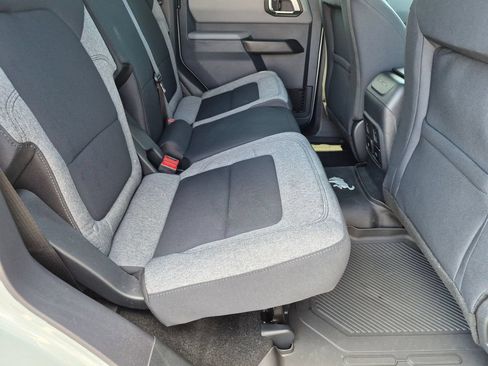 Used 2023 Ford Bronco Big Bend w/ Sasquatch Package AWD/4WD image 27
