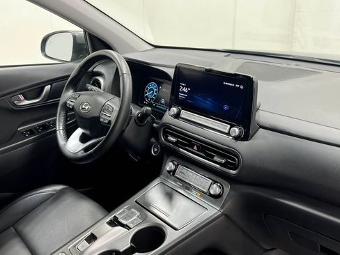 Used 2023 Hyundai Kona Limited FWD image 23