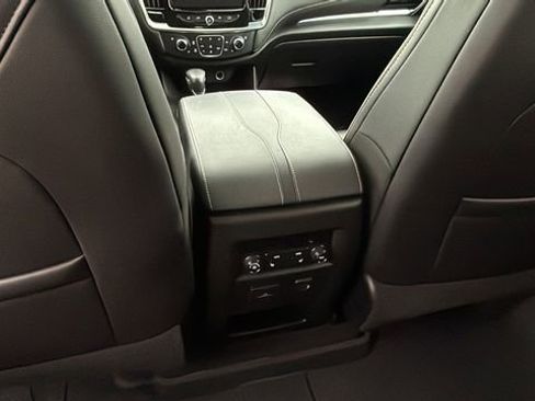 Used 2023 Chevrolet Traverse Premier w/ Redline Edition image 21