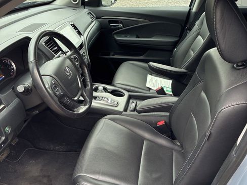 Used 2023 Honda Ridgeline RTL-E image 12