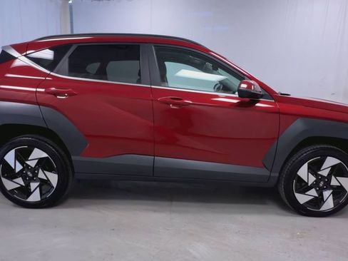 Used 2024 Hyundai Kona Limited image 9