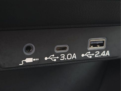 Used 2026 Subaru Forester Premium image 16