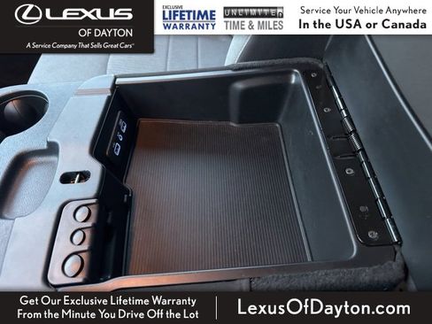 Used 2022 RAM 1500 Classic SLT image 26