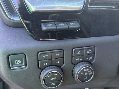 Used 2024 Chevrolet Silverado 2500 LTZ w/ LTZ Convenience Package AWD/4WD image 9