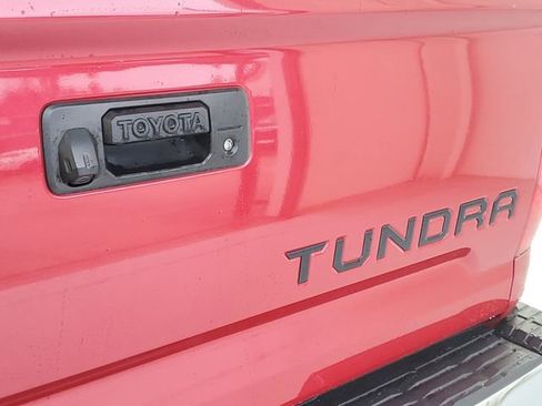 Used 2021 Toyota Tundra SR5 w/ SR5 Upgrade Package RWD image 9