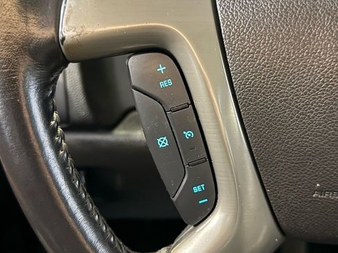 Used 2013 GMC Sierra 2500 SLT w/ Suspension Package, Off-Road image 22