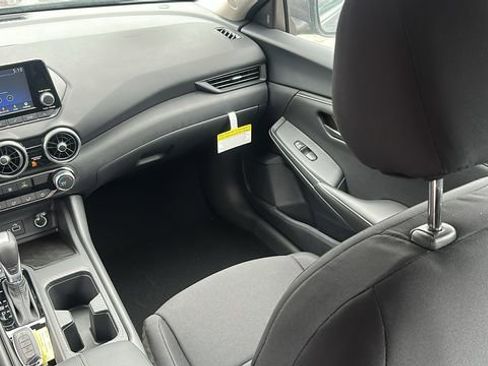 New 2025 Nissan Sentra S image 24