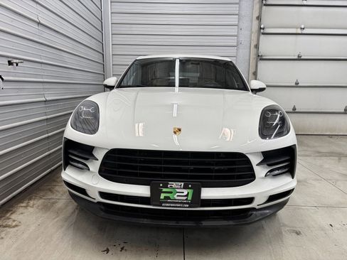 Used 2019 Porsche Macan image 2