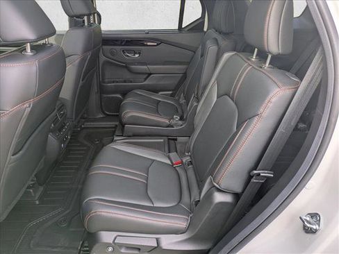 Certified 2026 Honda Pilot TrailSport image 21