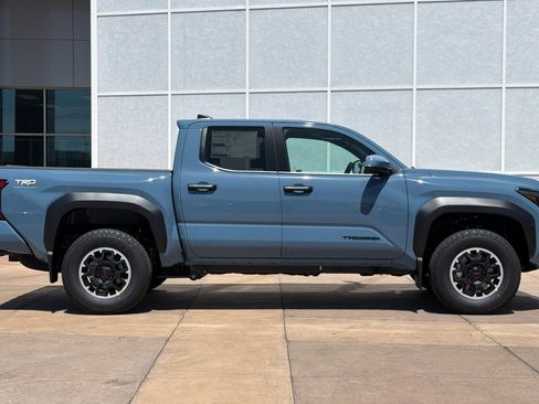 New 2026 Toyota Tacoma TRD Off-Road AWD/4WD image 3
