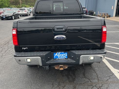 Used 2016 Ford F250 Lariat w/ Snow Plow Prep Package AWD/4WD image 4