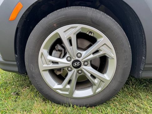 Used 2023 Hyundai Kona SEL AWD/4WD image 14