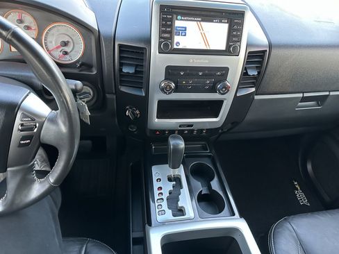 Used 2015 Nissan Titan PRO-4X w/ Pro-4x Luxury Package image 13