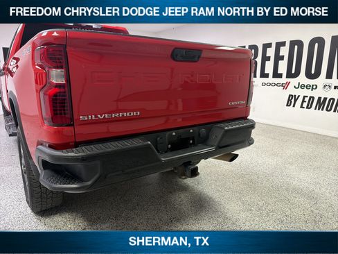 Used 2023 Chevrolet Silverado 2500 Custom w/ Custom Value Package AWD/4WD image 5