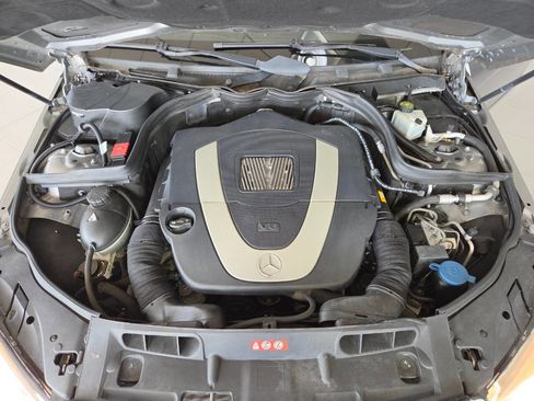 Used 2010 Mercedes-Benz C 300 4MATIC Sedan image 36