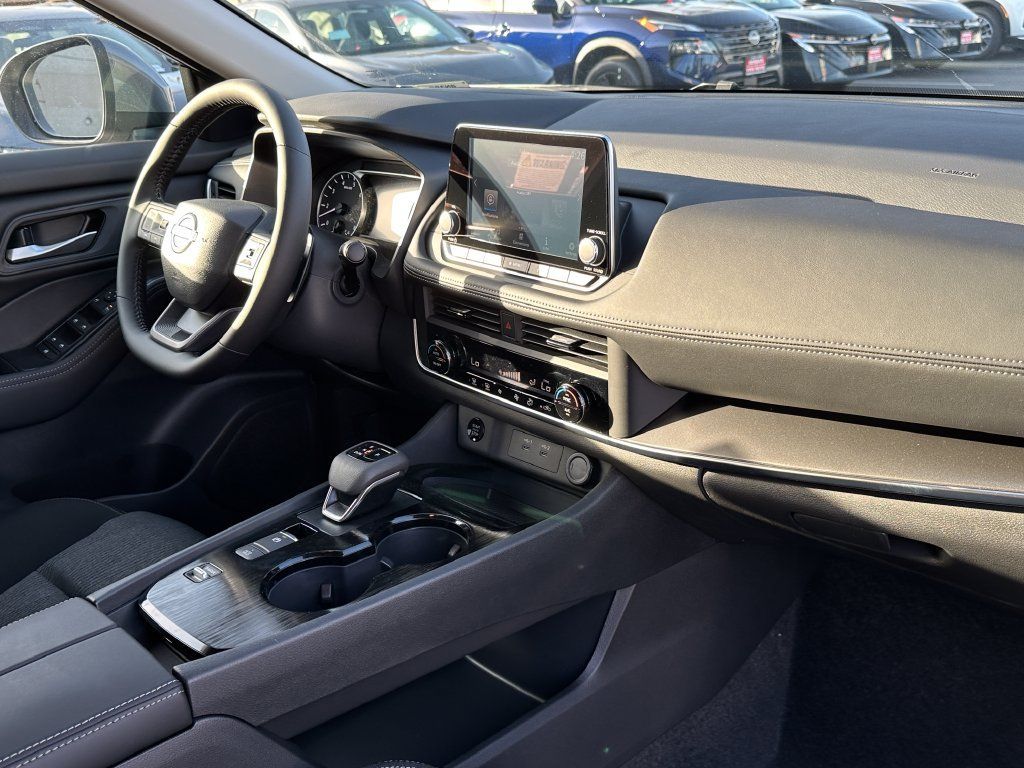New 2026 Nissan Rogue SV FWD image 14