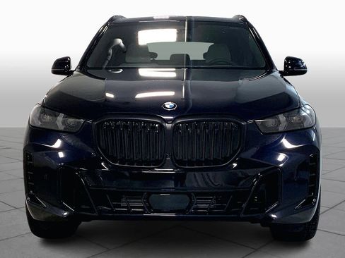 New 2026 BMW X5 xDrive40i w/ M Sport Package image 3