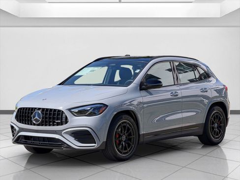 New 2026 Mercedes-Benz GLA 35 AMG 4MATIC image 6