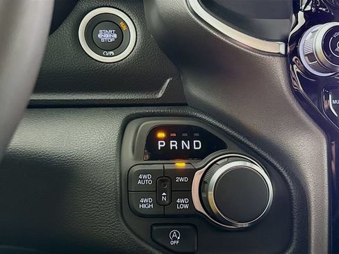 New 2026 RAM 1500 Big Horn AWD/4WD image 17