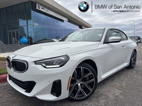 Certified 2024 BMW 230i Coupe w/ Convenience Package image 1