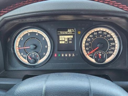 Used 2018 RAM 1500 Tradesman image 10