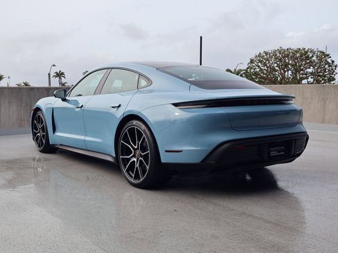 Certified 2024 Porsche Taycan image 3