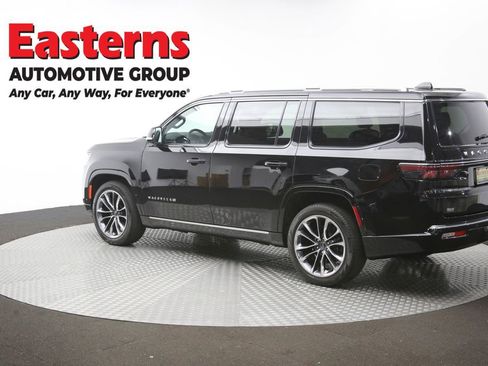 Used 2024 Jeep Wagoneer Series III w/ Premium Group I AWD/4WD image 70