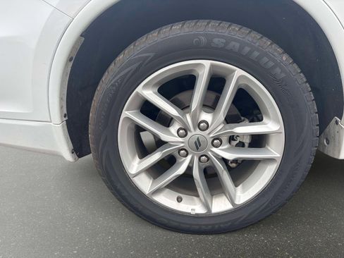 Used 2024 Dodge Durango GT RWD image 7