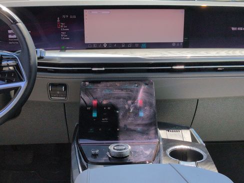 Used 2025 Cadillac Escalade IQ Sport 1 w/ Smart Trailering package AWD/4WD image 29