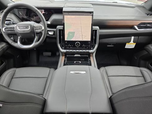 New 2026 GMC Yukon XL Denali AWD/4WD image 2