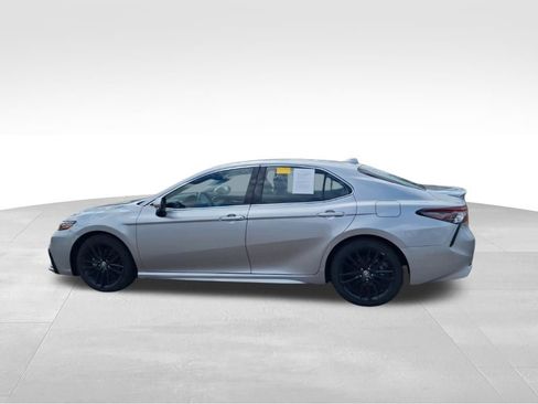 Used 2024 Toyota Camry XSE image 11