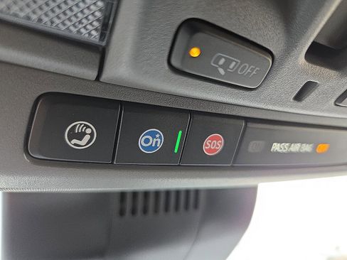 Used 2024 GMC Sierra 1500 Denali w/ Denali Reserve Package image 21