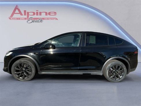 Used 2023 Tesla Model X image 2