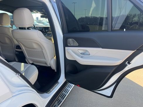 Used 2023 Mercedes-Benz GLE 350 4MATIC image 48