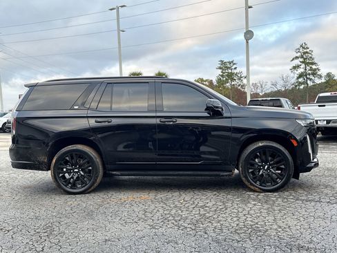Used 2022 Cadillac Escalade Sport AWD/4WD image 9